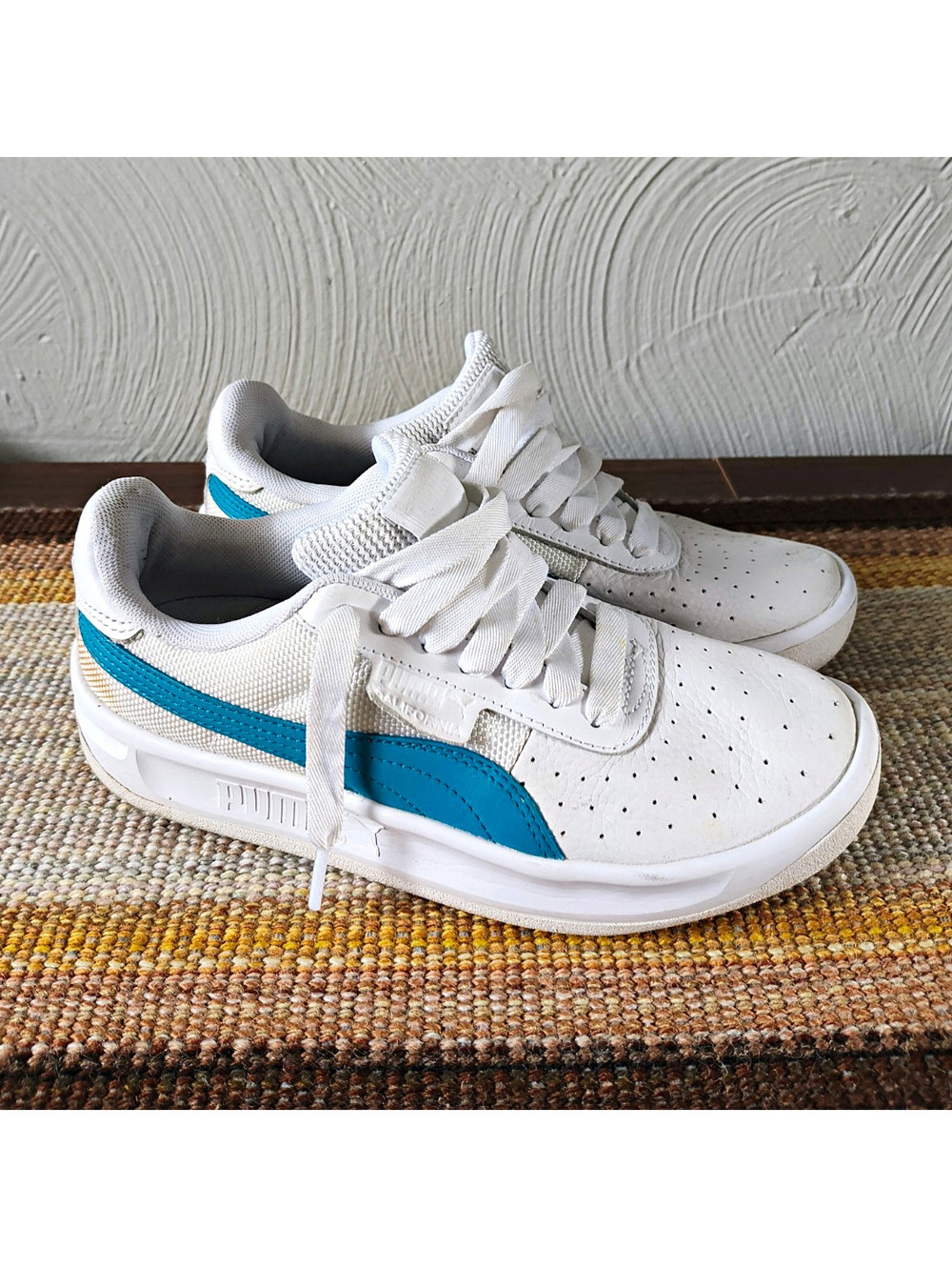 PUMA women's Lace-Up Low Top Athletic Sneakers White Blue US 6 370715.08